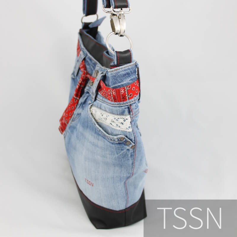 Zijkant  shopper Miranda gemaakt van een spijkerbroek.