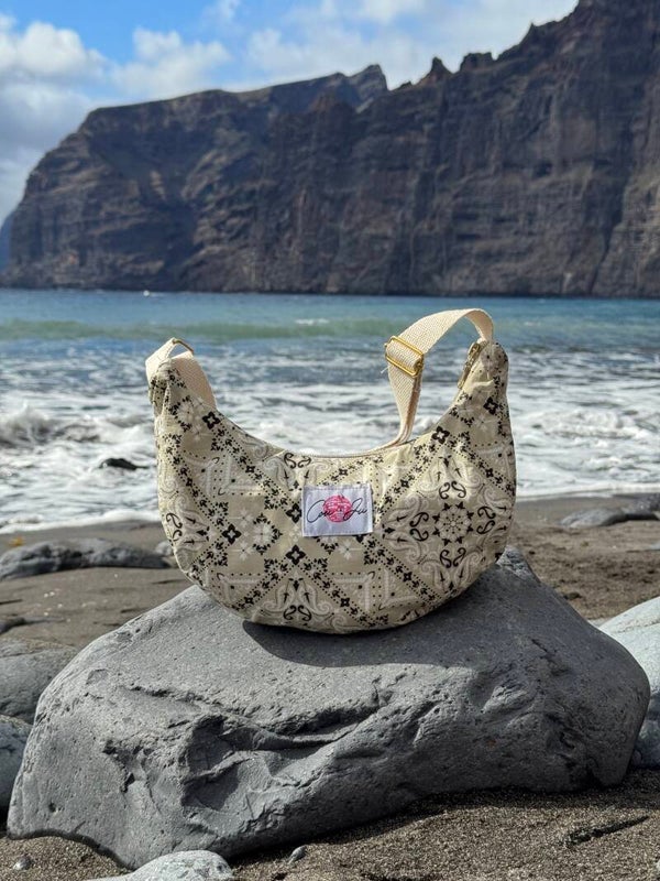 Sac croissant bandana beige