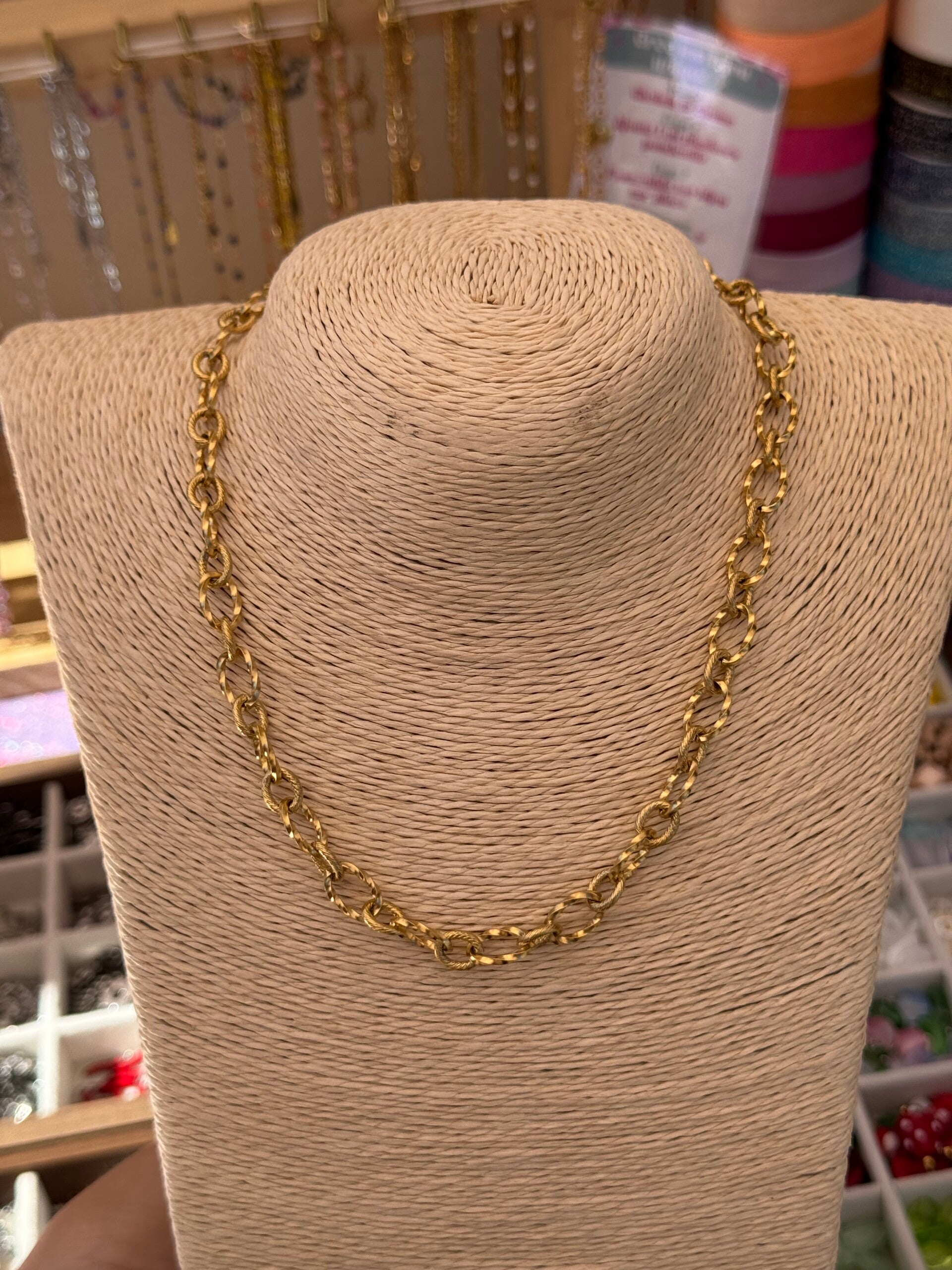 Collier grosse maille doré