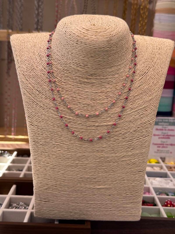 Collier argenté points rose clair ou foncé