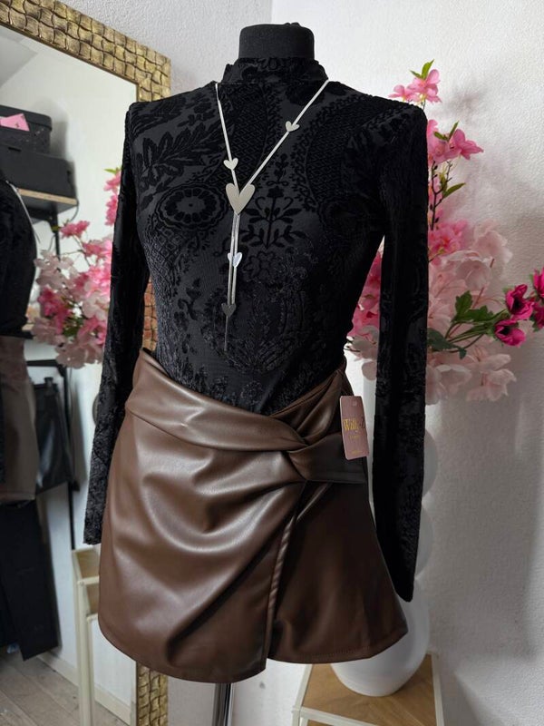 Short brown