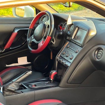 Nissan GT-R rijden