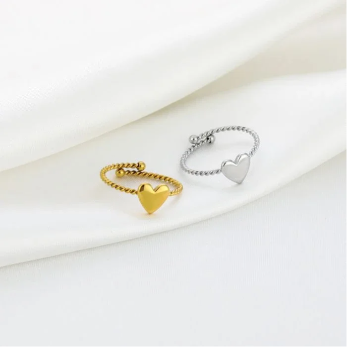 Lovely Heart Ring