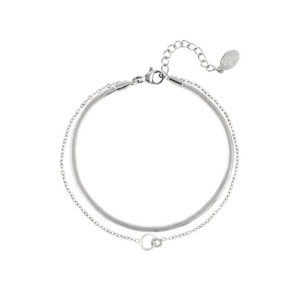 Connected circles armband zilver
