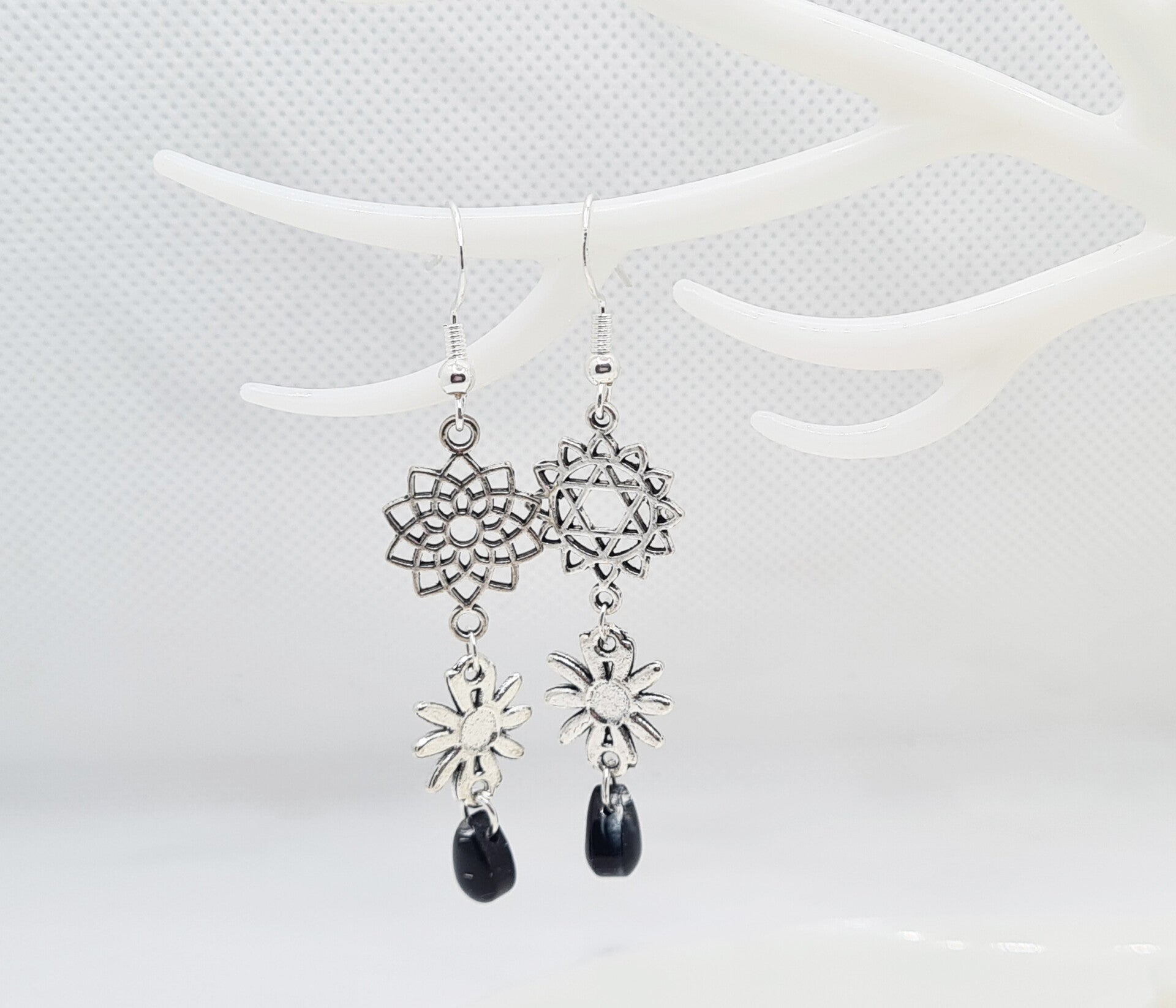 Orecchini Decorati con Perline Colore Nero