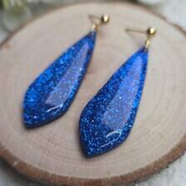 Seraphine | Blauwe glitter oorbellen