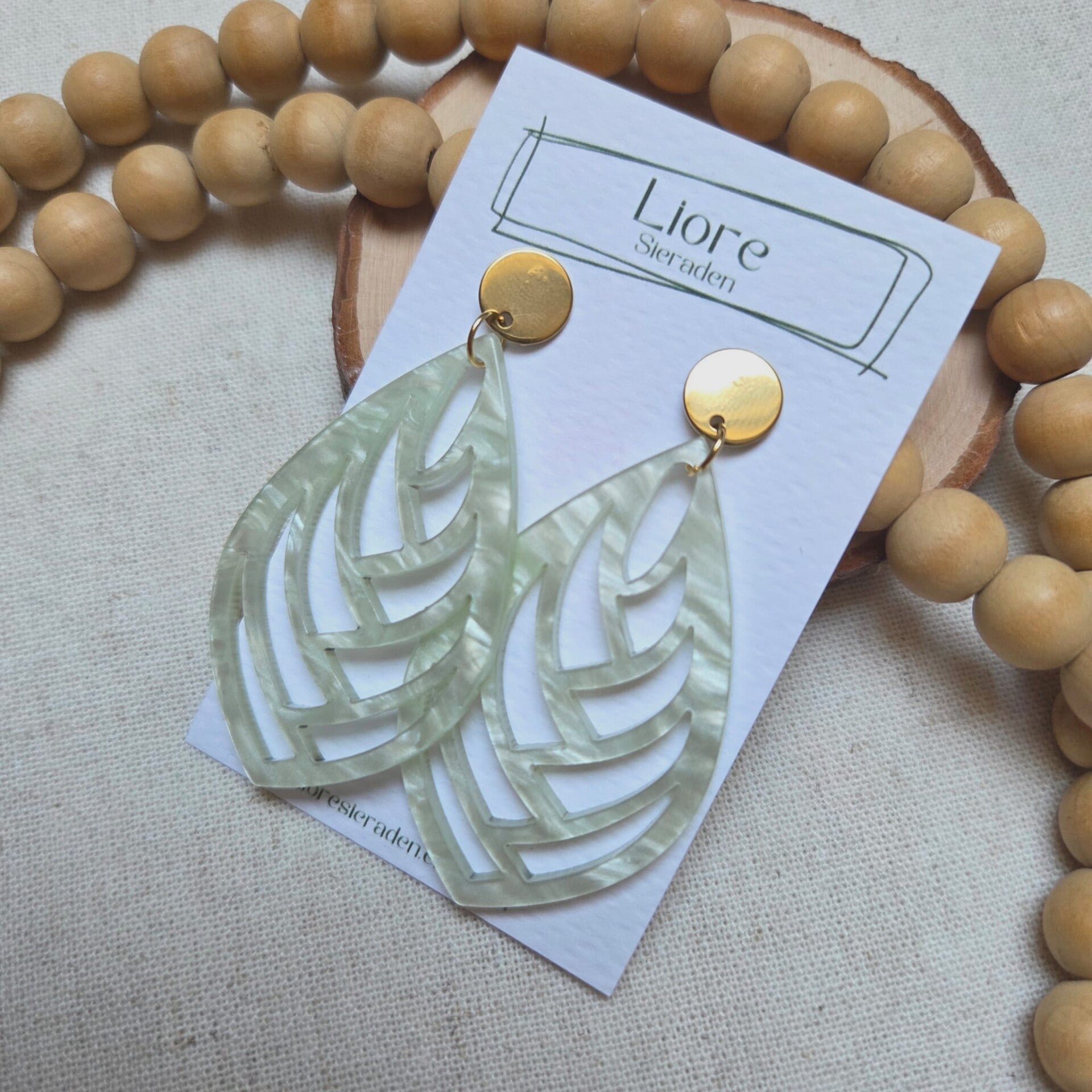Louna | Resin oorbellen