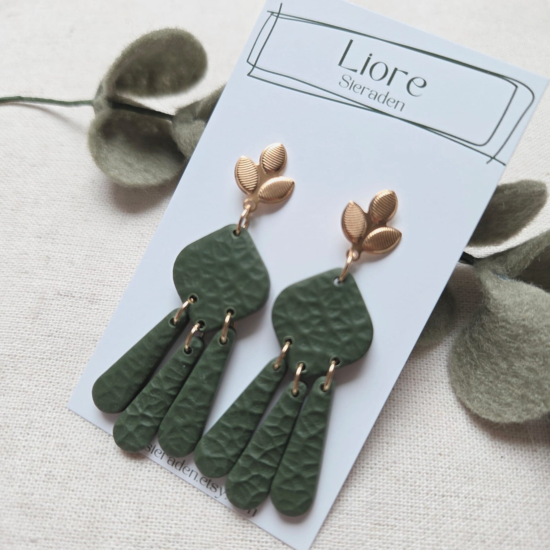 Olivia | Army groen oorbellen
