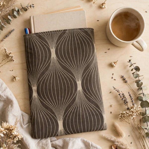 Pochette à livre de poche toupies marron
