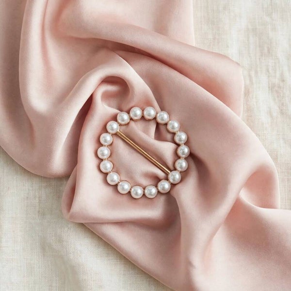 Attache-foulard rond perles