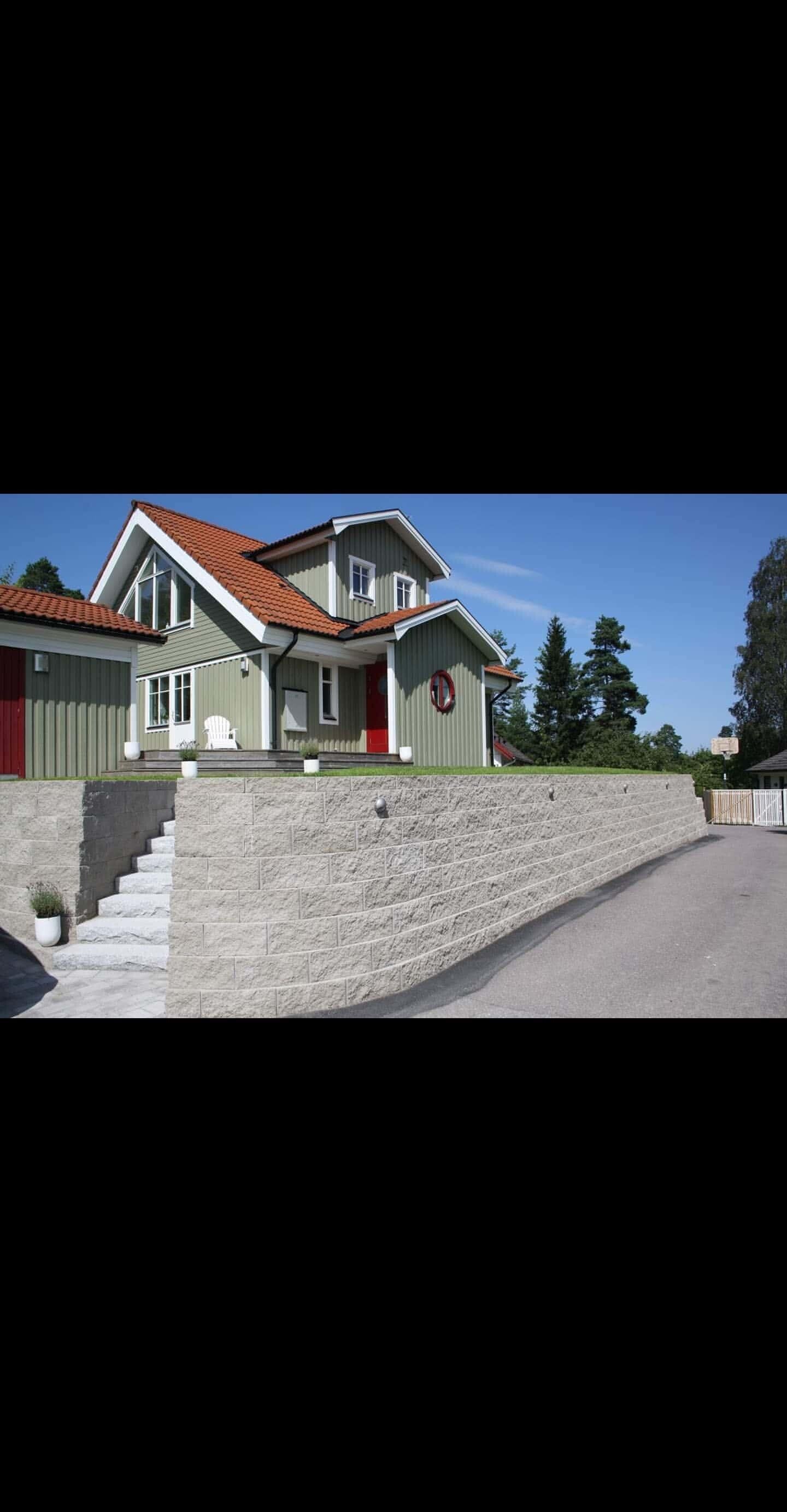 Keystone mur i Täby