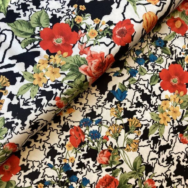 Satijnkatoen blauw/rood met bloemen 3007