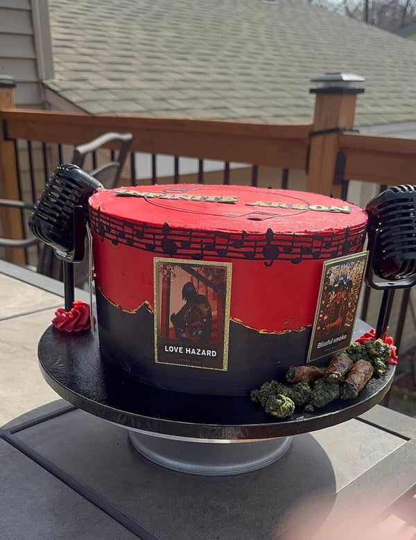 10" Round Cake