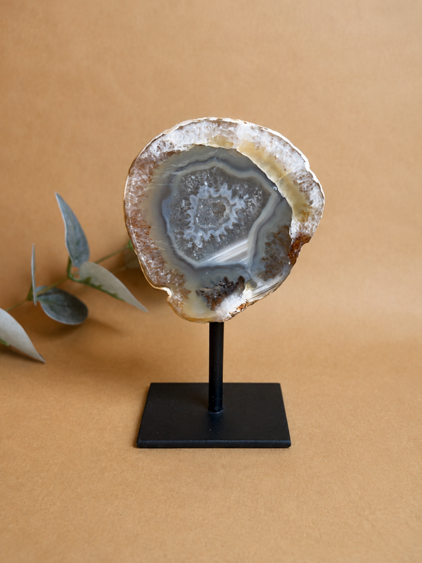 Agaat op standaard druzy