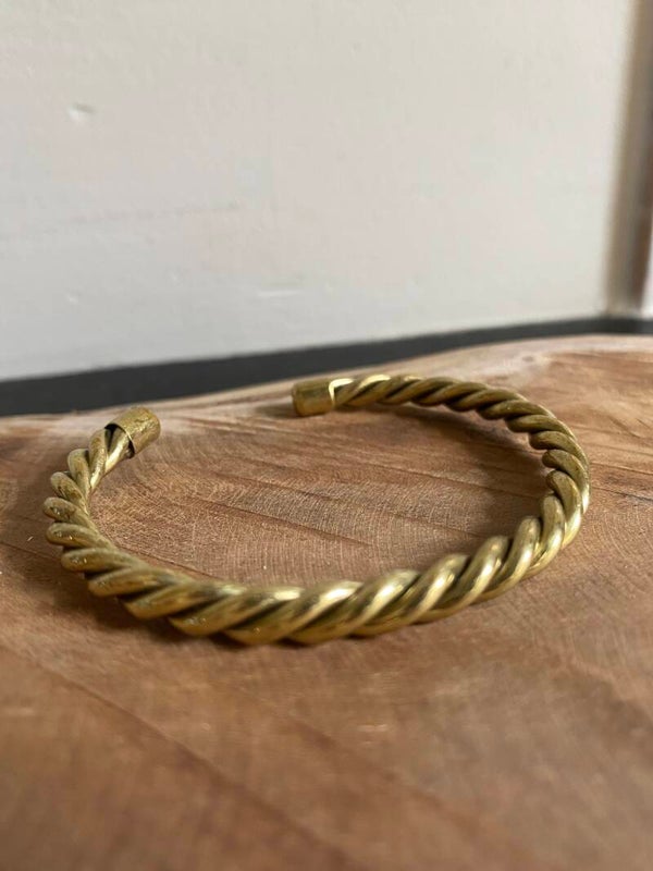 Armband gedraaid gk.