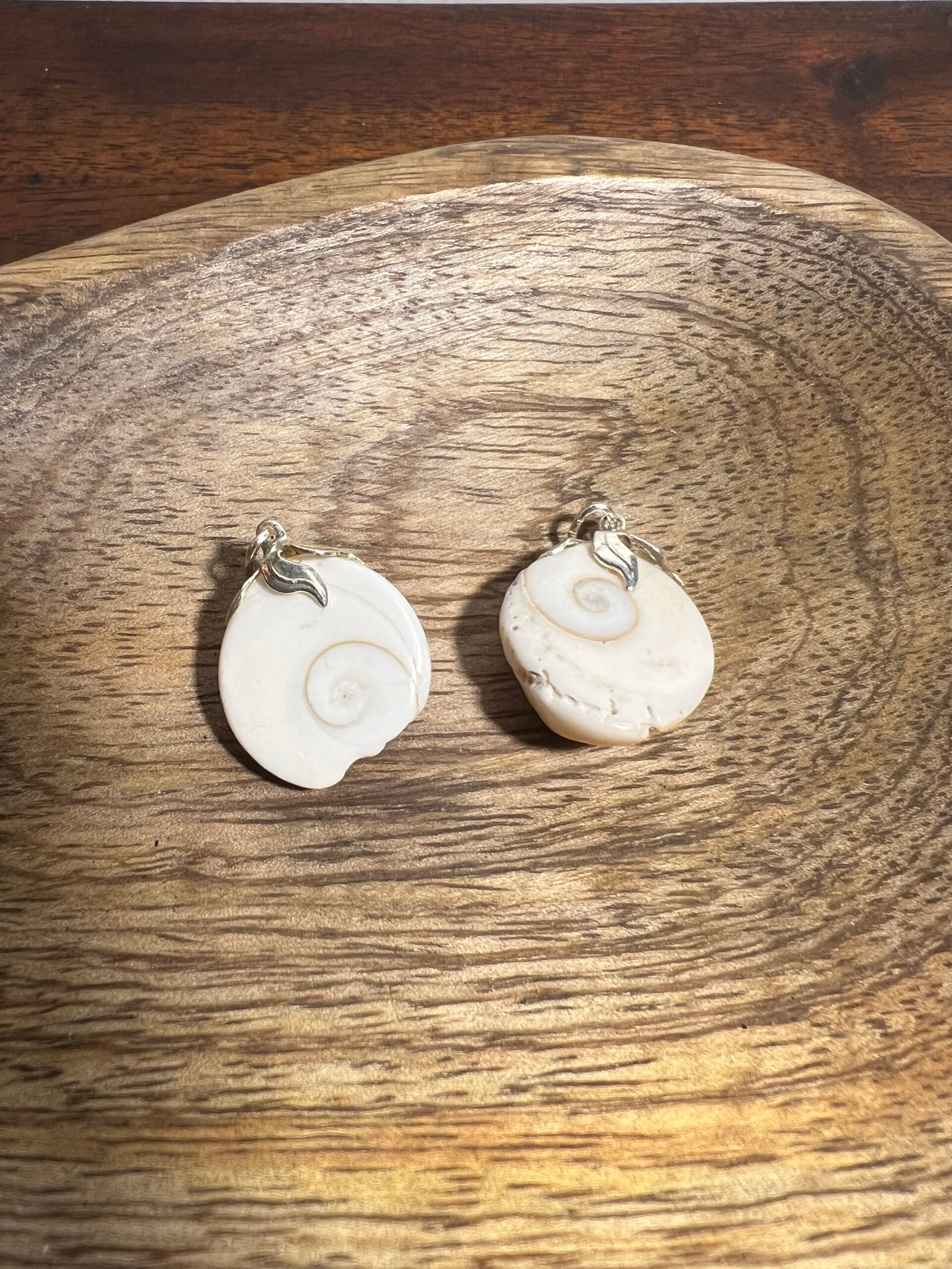 Shiva Eye / Shiva Gomti Hanger