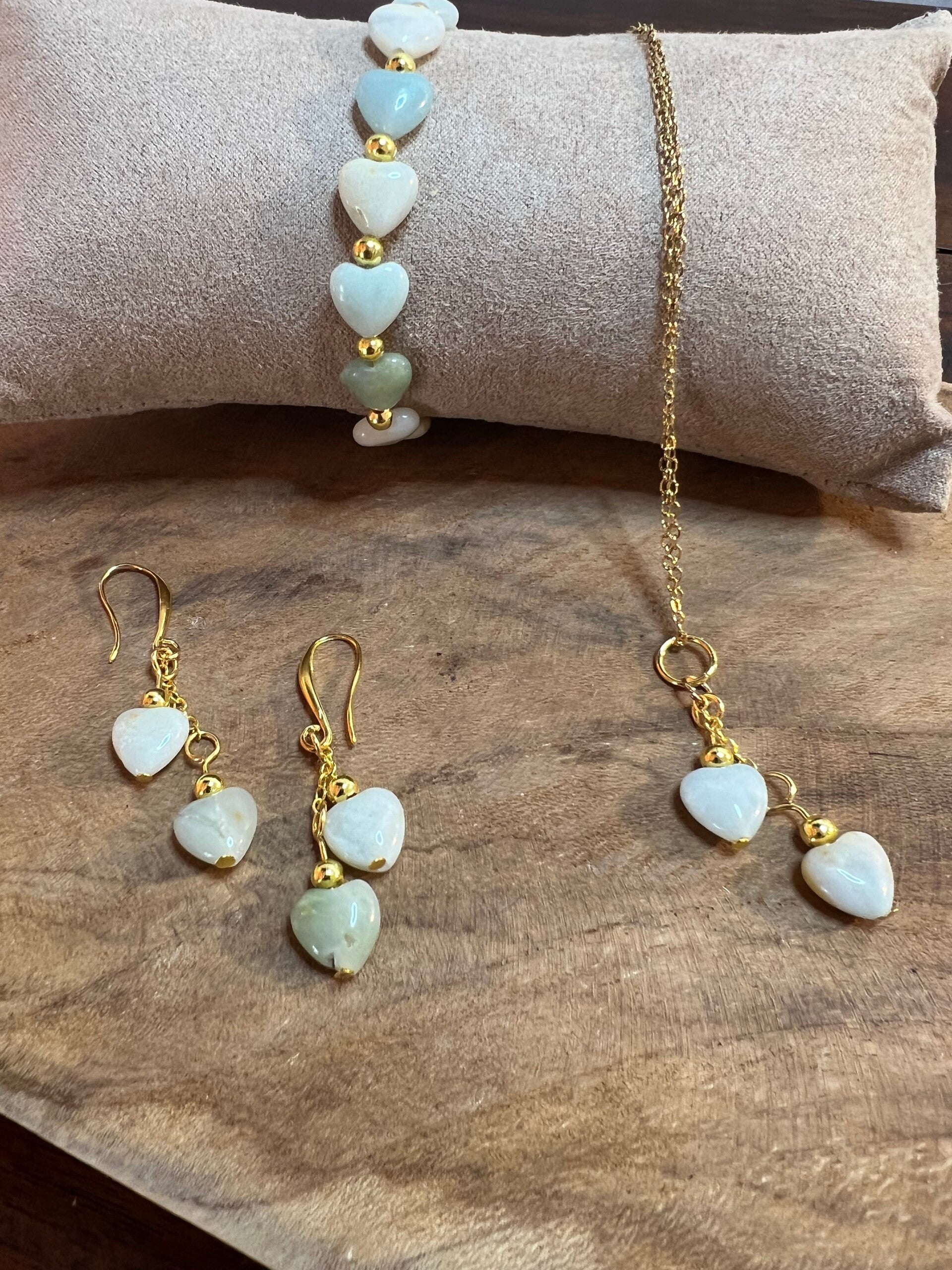 💙 Handgemaakte Sieradenset – Amazoniet Hart met Gouden Kralen