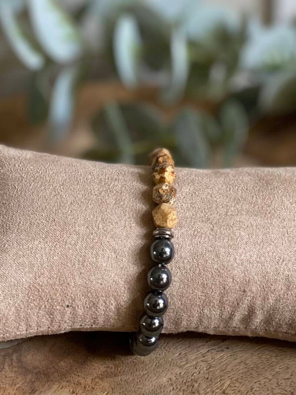 Jaspis facet met Hematiet