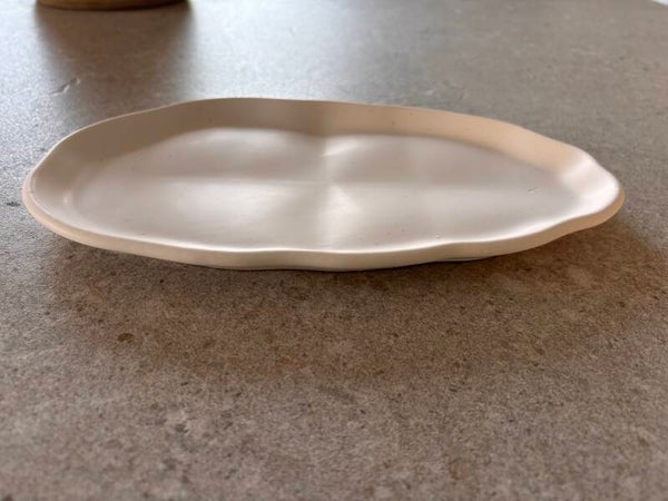 Puur Élégance – Handgemaakte decoratieve schaal 🤍