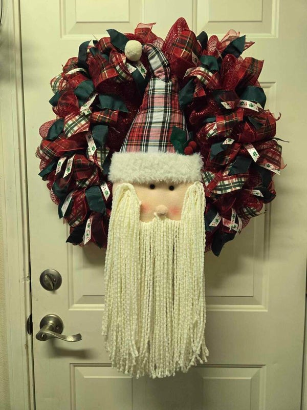 Red Santa Wreath