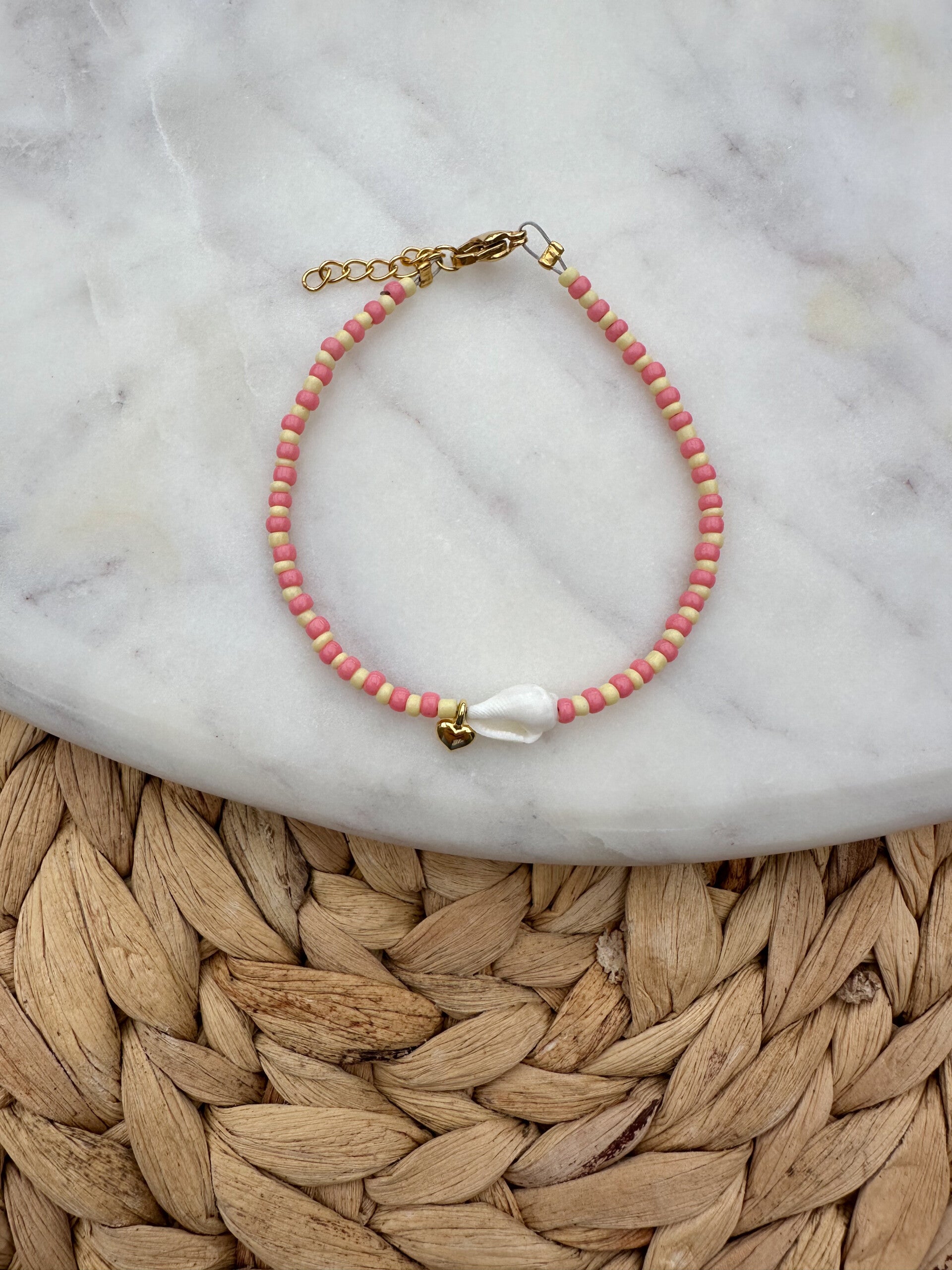 Armbandje colorful shell