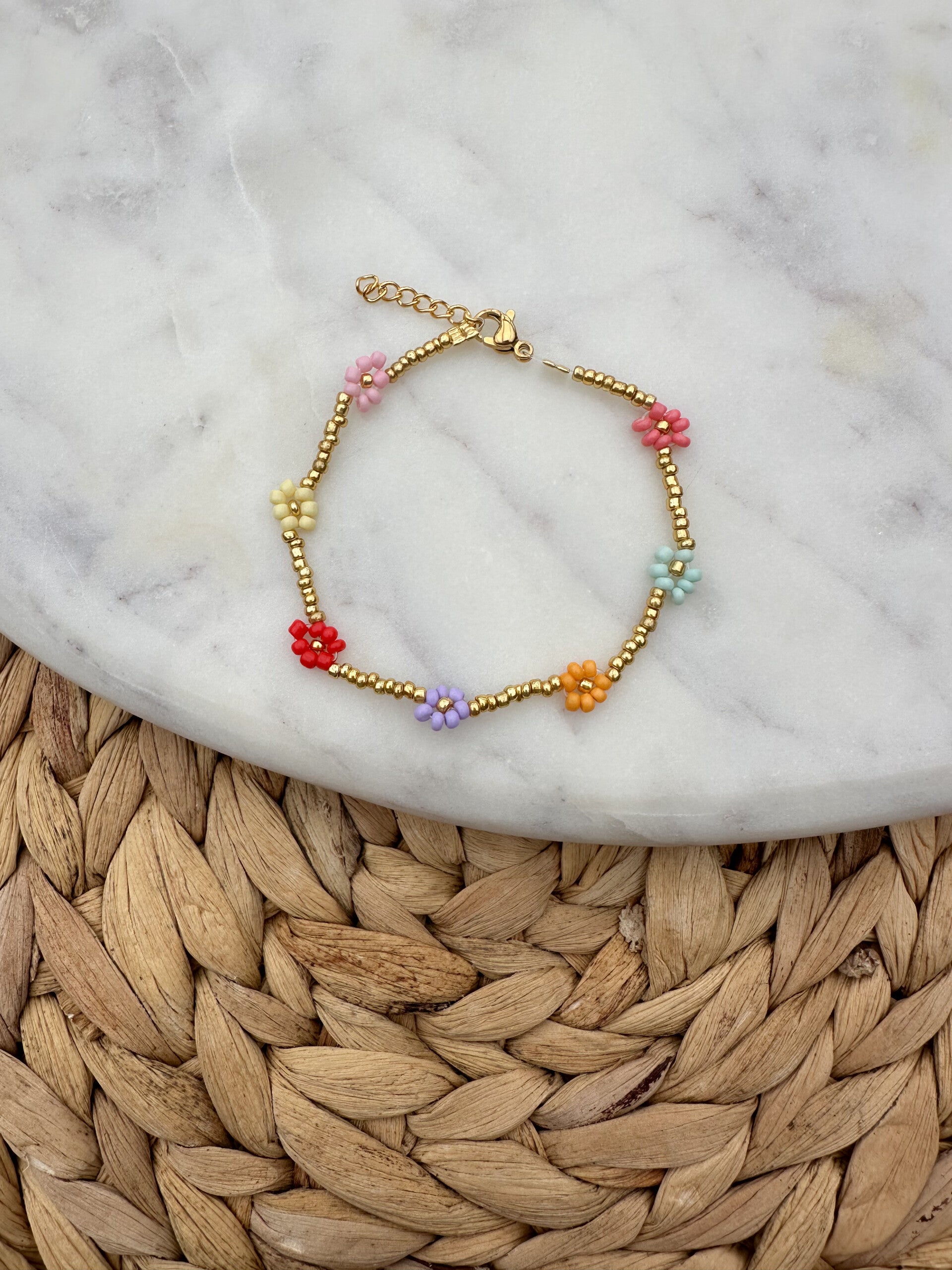 Armbandje colorful flowers
