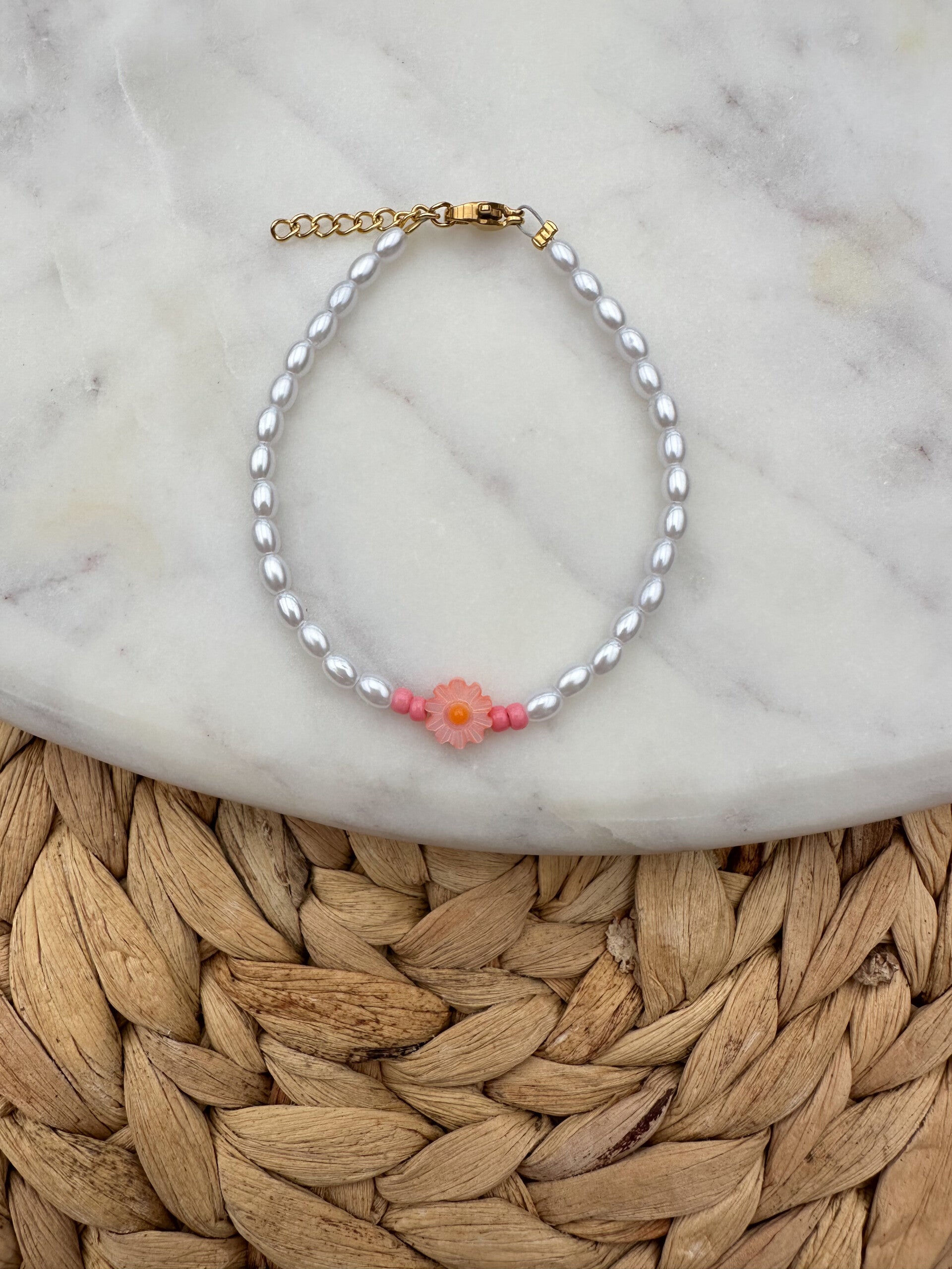Armbandje pearl blossom