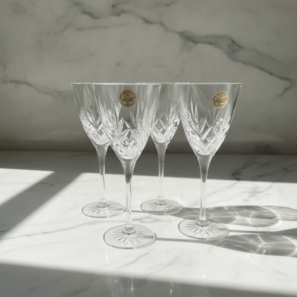 Set of 4 Cristal d'Arques William Crystal Wine Glasses – Diamond Cut Pattern | French Crystal | TheyUnique