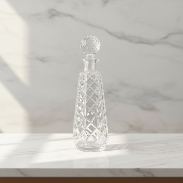 Mid-Century Modern Crystal Decanter – Elegant High-Quality Cut Glass