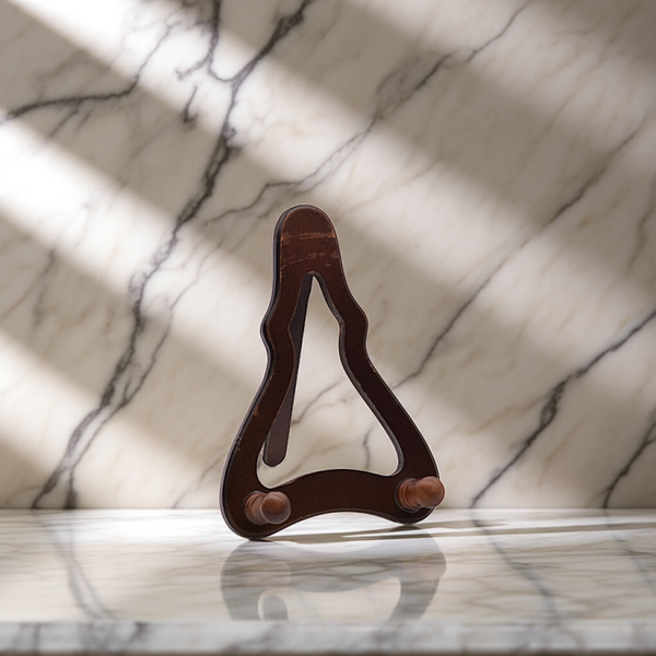 Van Hygan and Smythe Adjustable Wooden Easel – Vintage Artist Studio Display**