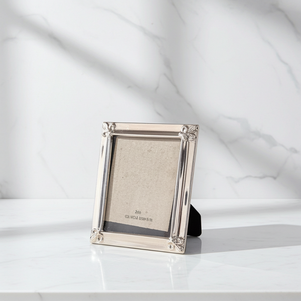 Vintage Silver-Plated Small Photo Frame | Elegant Mini Decorative Frame – TheyUnique