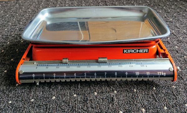 Vintage orange scale mark Kircher 12 kg