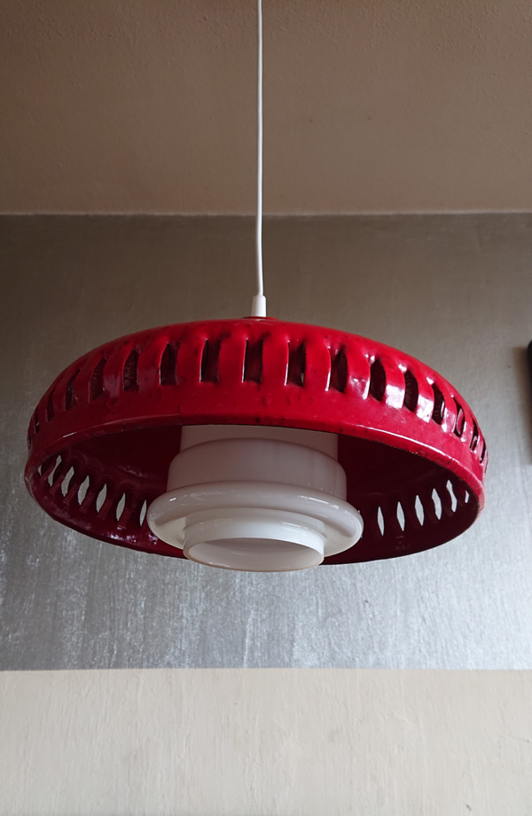 Hanglamp Bent Karlby Lyfa design metalen kap met melkglas