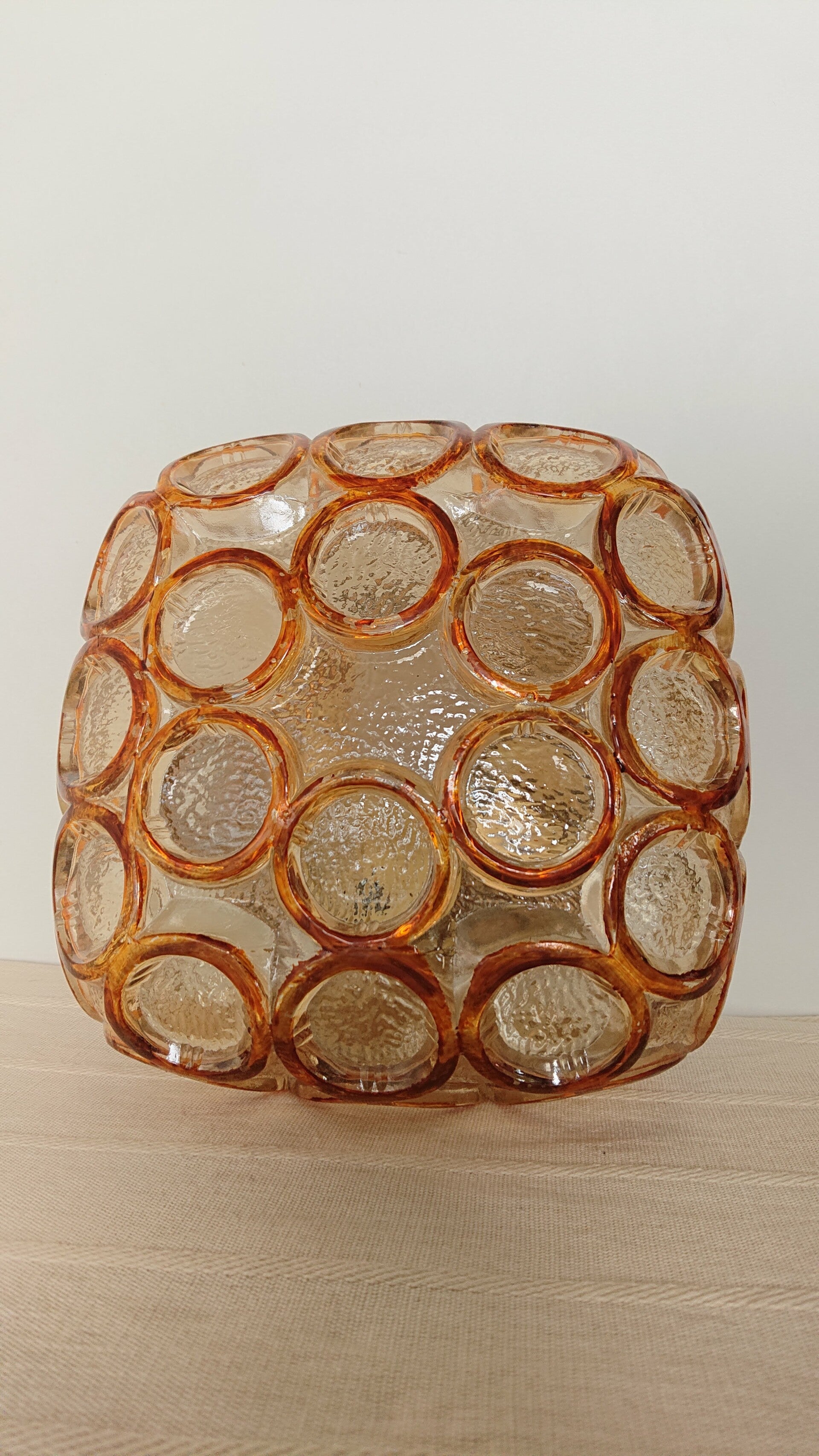 Unieke plafonniere, Glashutte Limburg, ringen, amber glas (NR52)