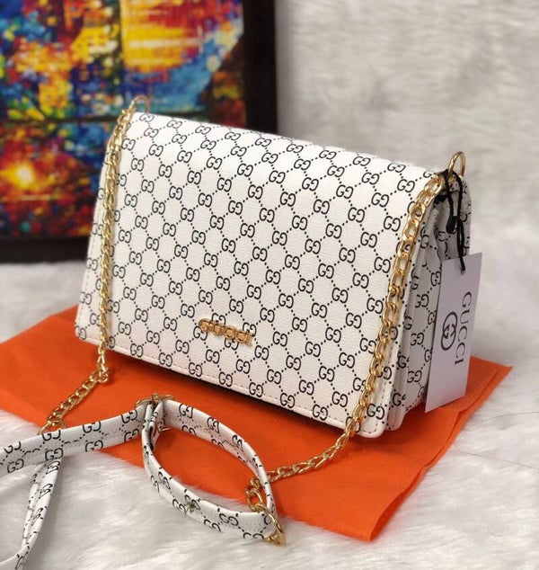 Ladies shoulder bags