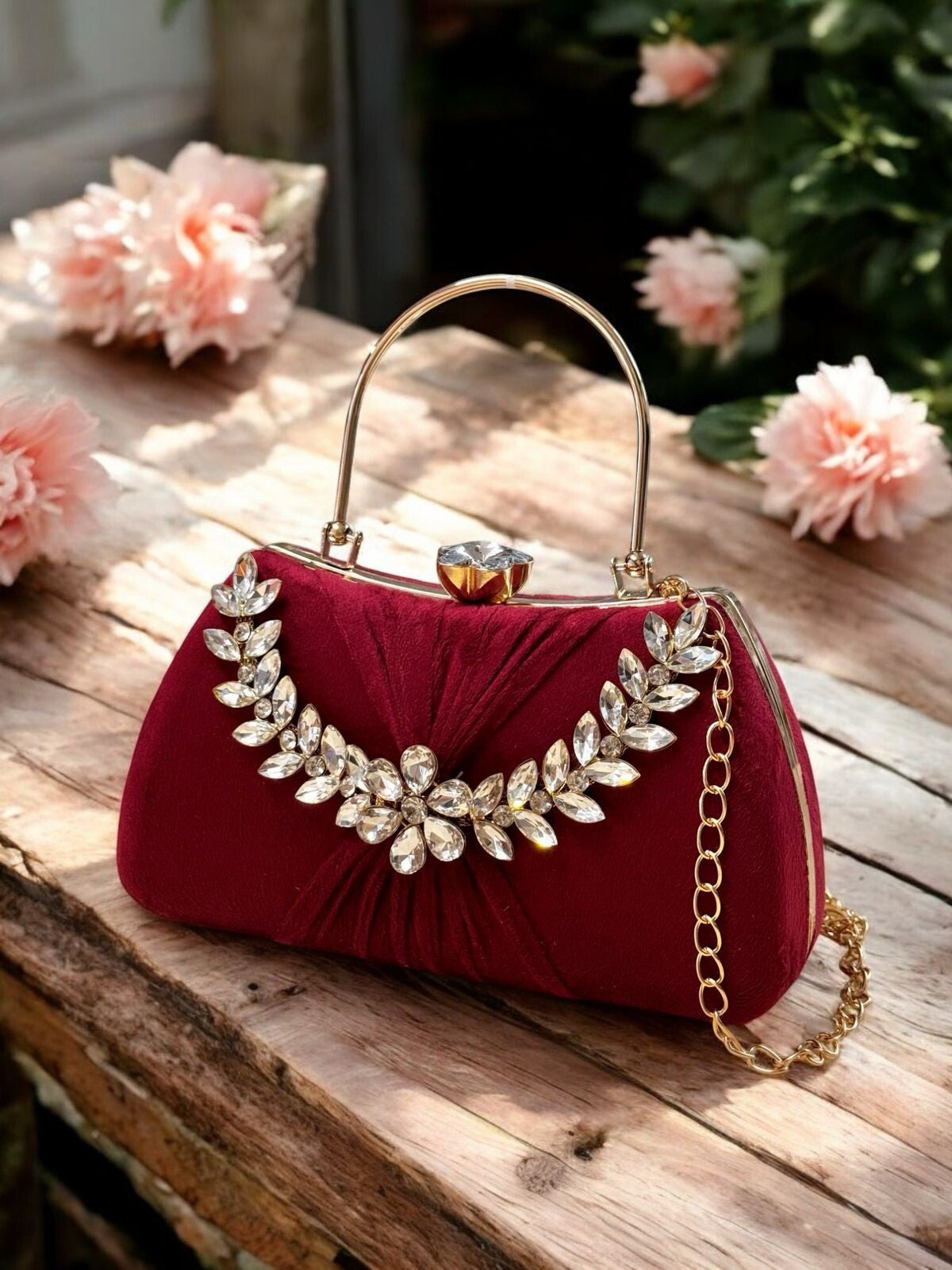 Ladies clutch