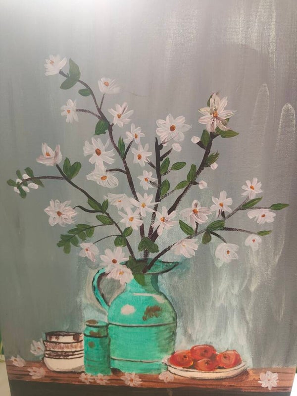 Green vase.
