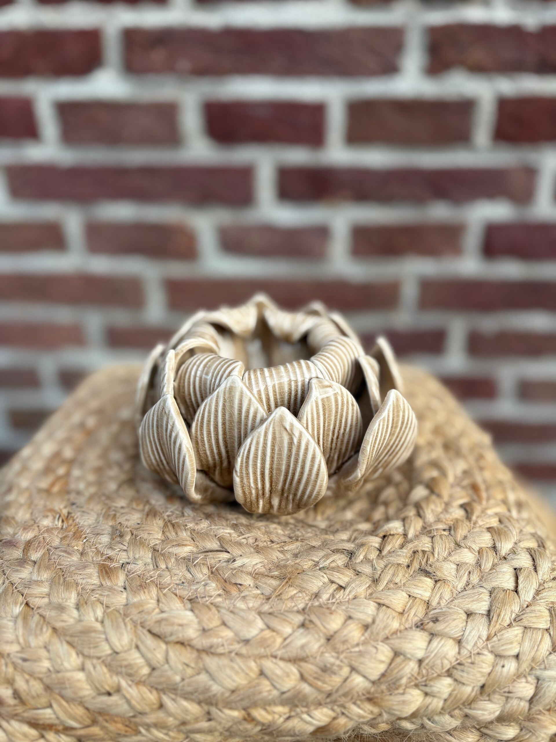 Waxinehouder dahlia beige