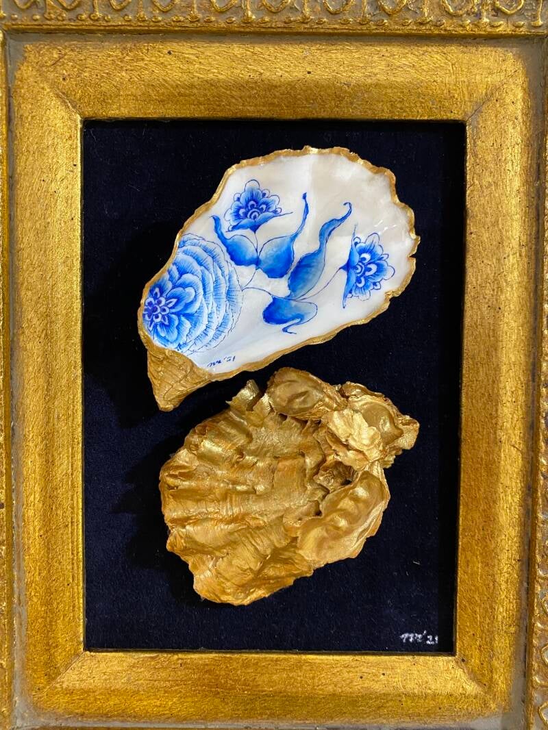 Detail of sold artwork "Flawless' (2021). Negar Rashidi. Glass Paint on Oyster shells. 12cm x 16cm (met frame 39cm x34cm).