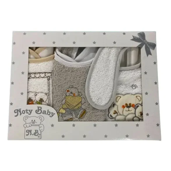 Set van 3 verschillende modellen geborduurde baby slabbetjes