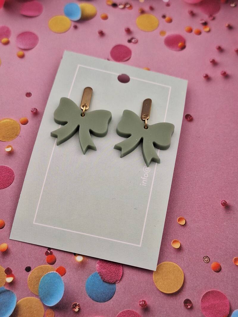 strikjes oorbellen 1 euro 