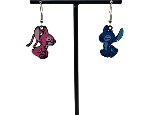 Angel en Stitch oorbellen