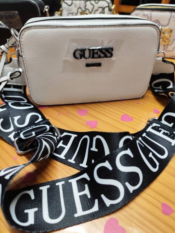 Bolsos inspiración Guess