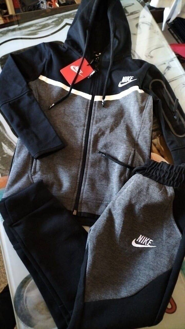 Chándal Nike Tech
