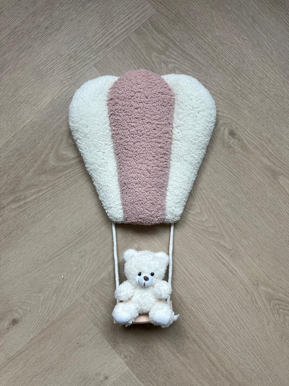 Luchtballon van teddy lichtroze