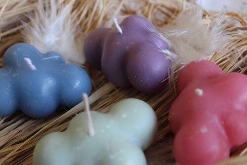 Cloud candle