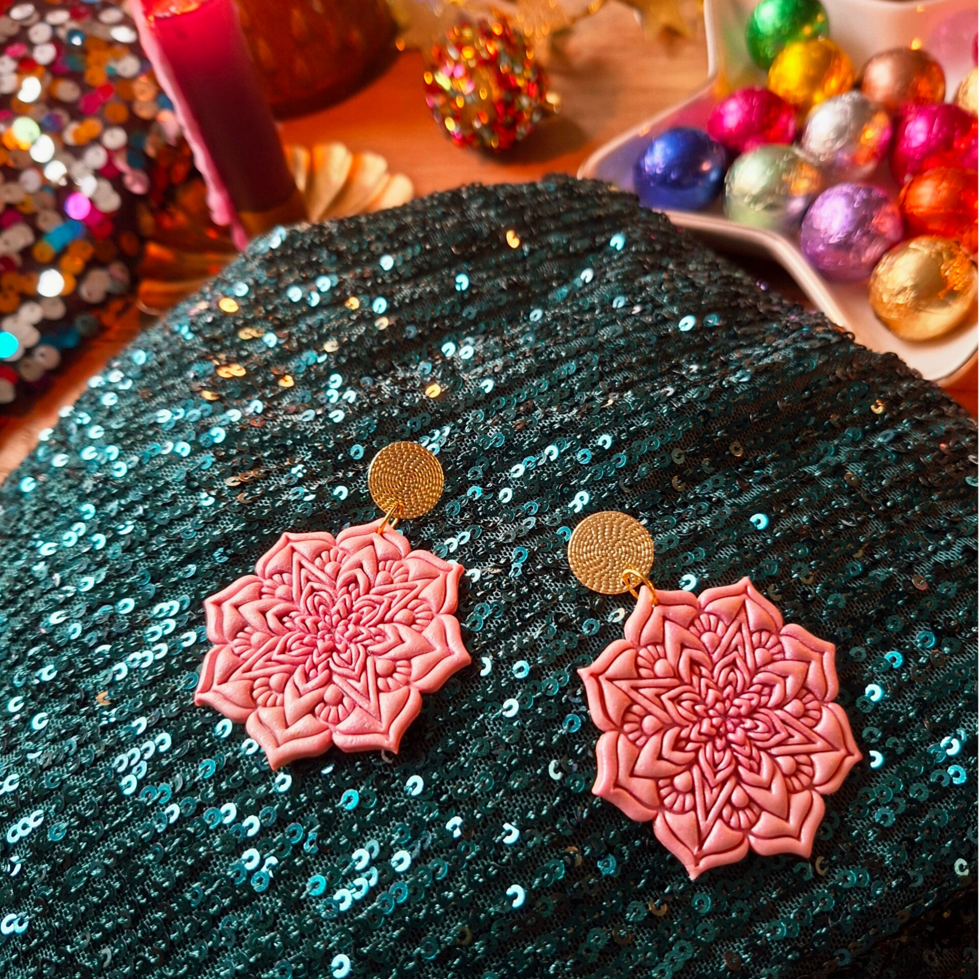 Oorbel Kerstster roze