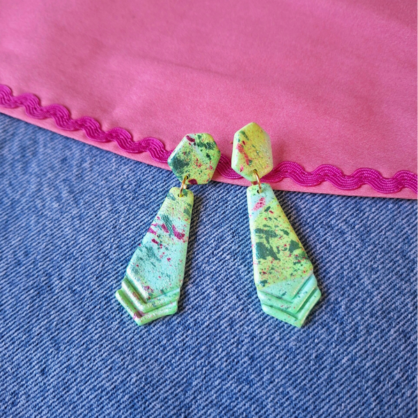 Oorbel vrolijke Stropdas