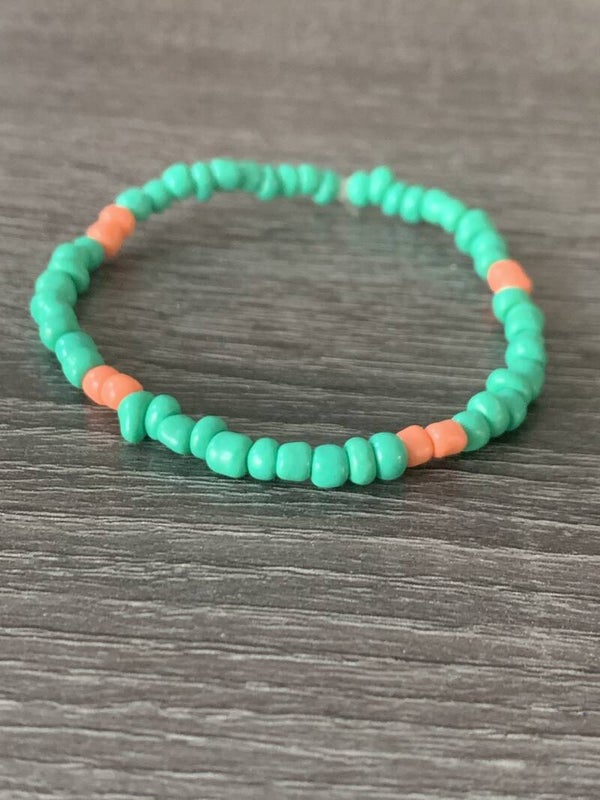 Armband groen met oranje