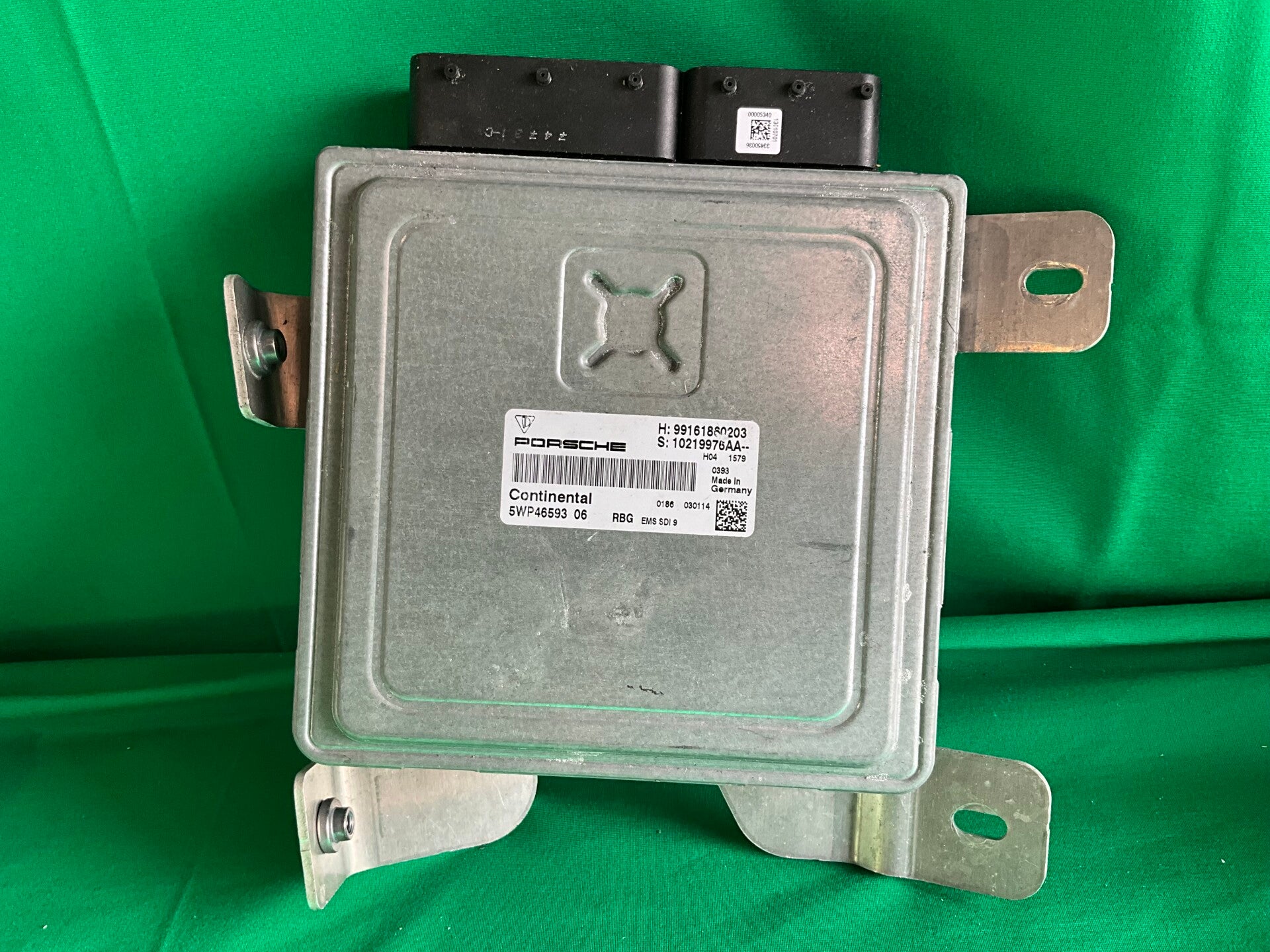 2012-2016 Porsche Boxster Cayman 991T DME ECU USED 99161860203 99161860202